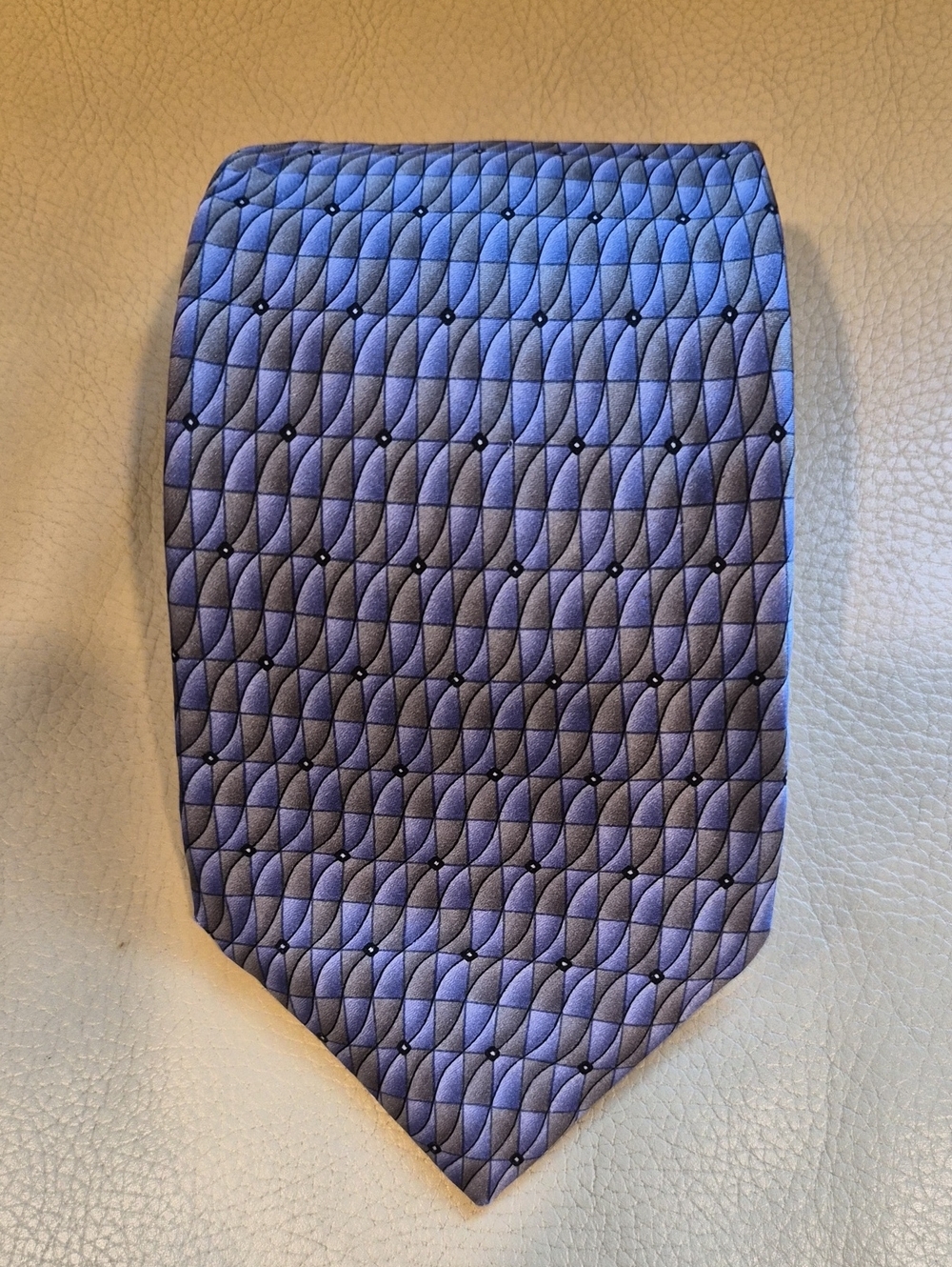 Ziggurat By Mulberry Neckwear Men's Ligth Violet Textured Pattern Dress Tie